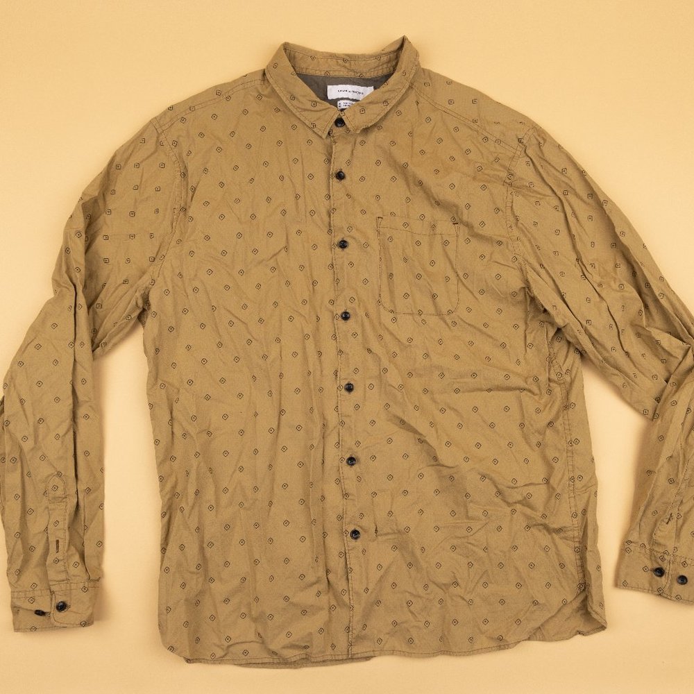 Urban Outfitters Button Up XL